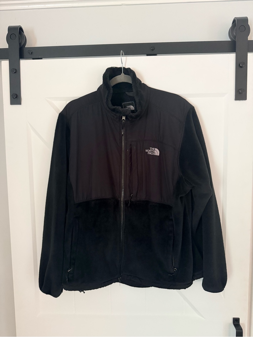 The North Face Women’s Black Fleece Jacket- size XL